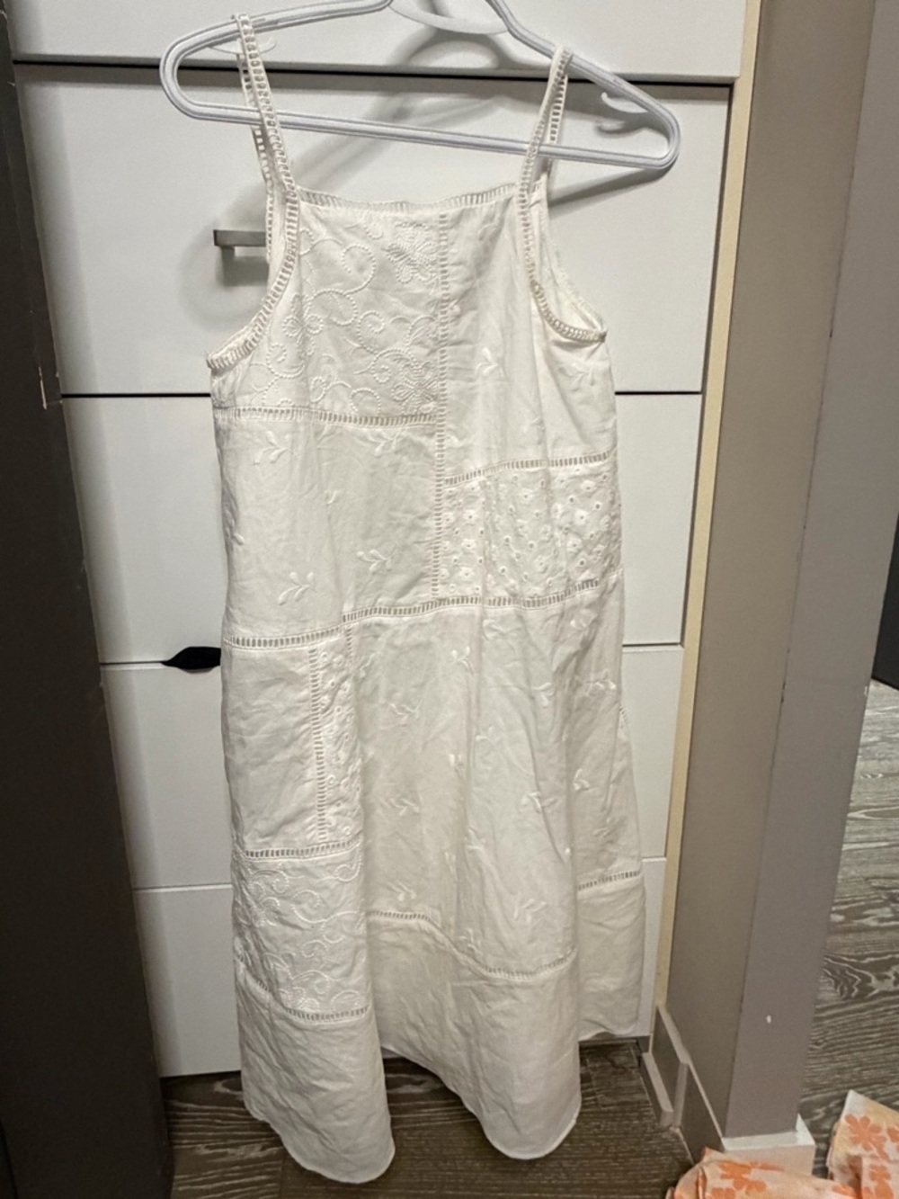 Zara girls linen White Embroidered Cotton Sundress